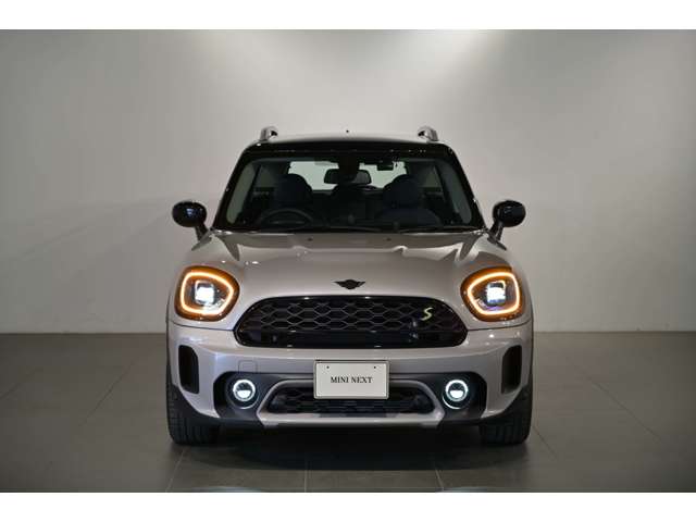MINI Crossover 10