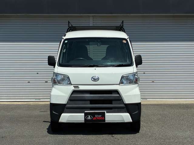 Daihatsu Hijet Cargo 2