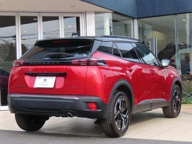 Peugeot SUV 2008 10