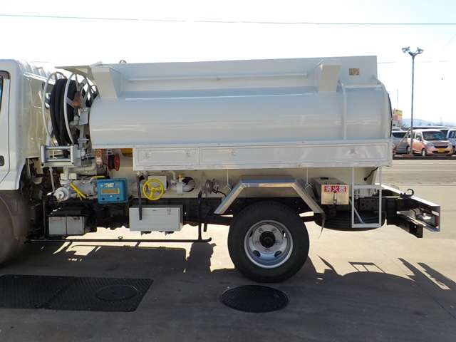 Hino Dutro 11