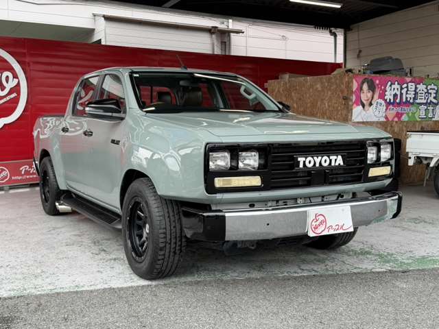 Toyota Hilux 3