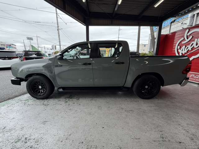 Toyota Hilux 8