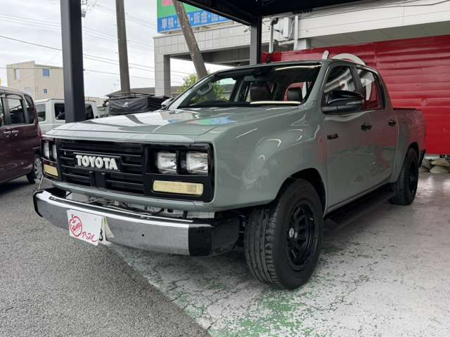 Toyota Hilux 9