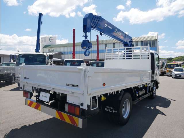 Isuzu Elf 9