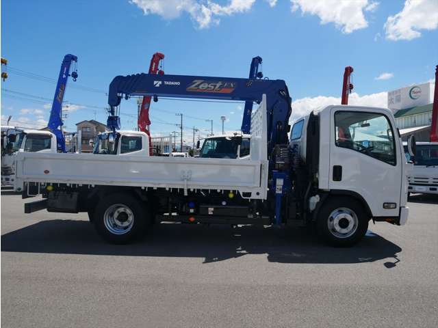 Isuzu Elf 10