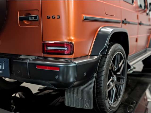 Mercedes-Benz G-Class 12