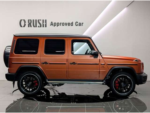 Mercedes-Benz G-Class 4