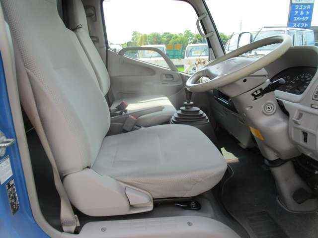 Toyota Toyoace 11