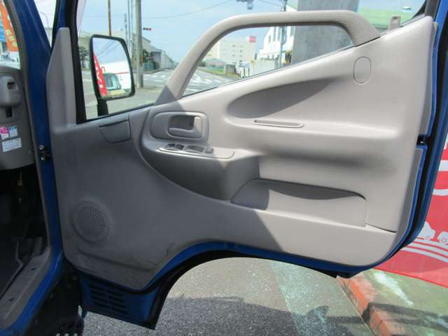Toyota Toyoace 12