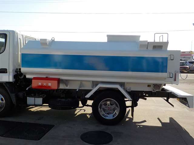 Mitsubishi Fuso Canter 11