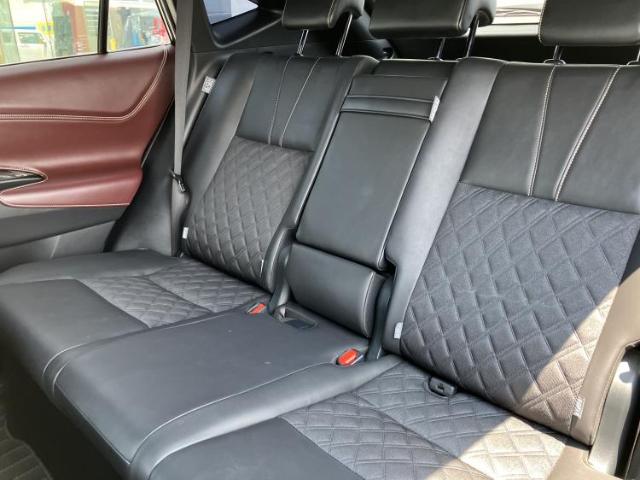 Toyota Harrier 9