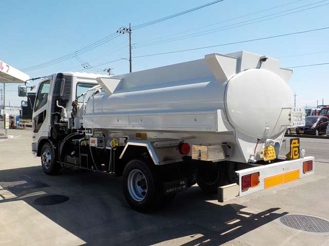 Mitsubishi Fuso Fighter 3