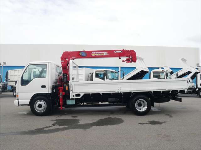 Isuzu Elf 3
