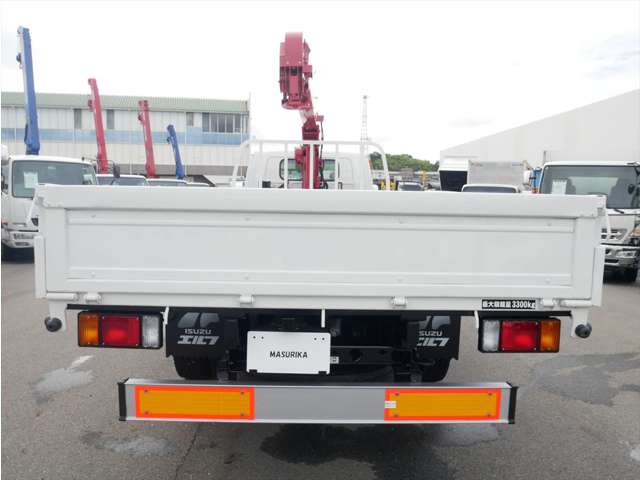 Isuzu Elf 5