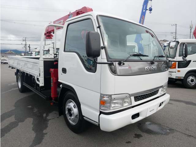Isuzu Elf 8