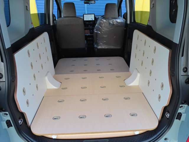 Toyota Sienta 7