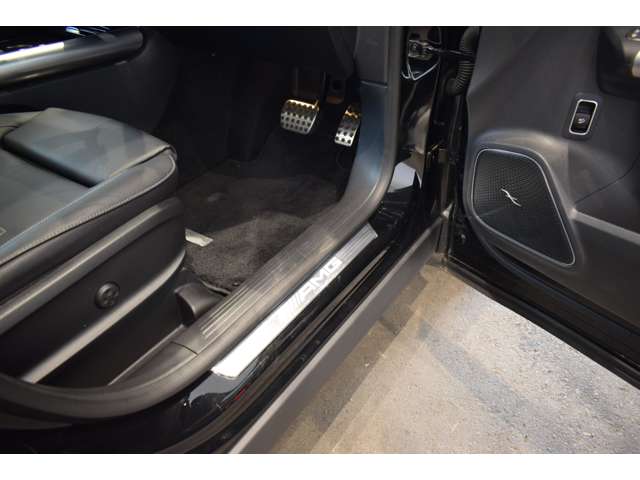 Mercedes-Benz GLA-Class 8