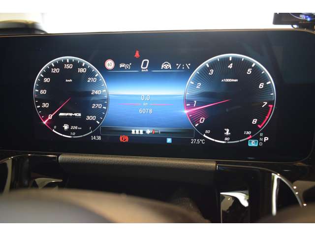 Mercedes-Benz GLA-Class 9