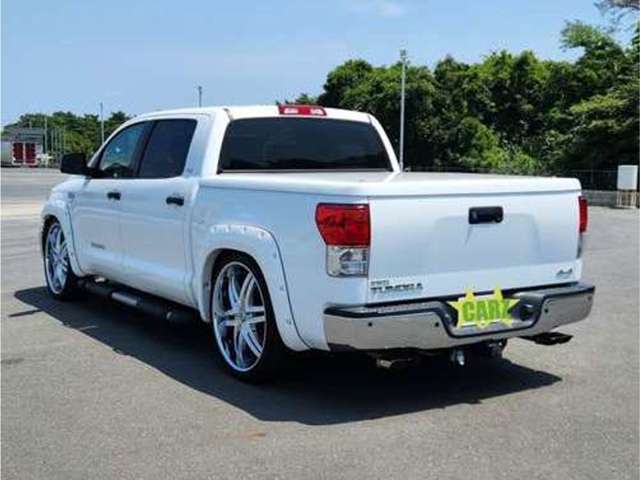 Toyota Tundra 12