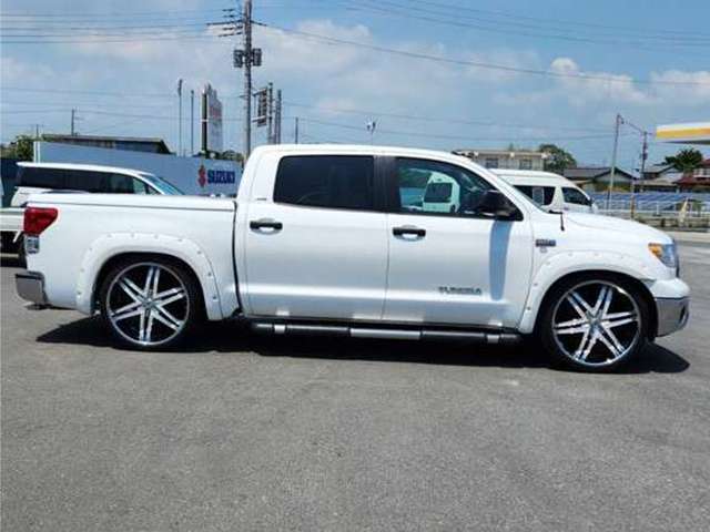 Toyota Tundra 6