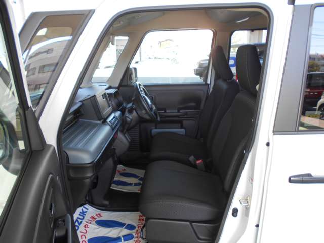 Suzuki Spacia Base 9