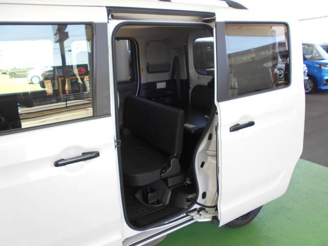 Suzuki Spacia Base 10