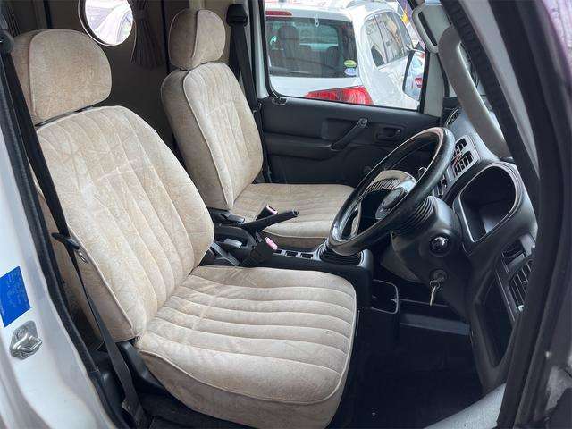 Mazda Scrum Truck 9