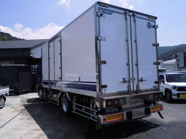 Hino Ranger 9