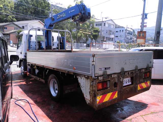 Mitsubishi Fuso Canter 7
