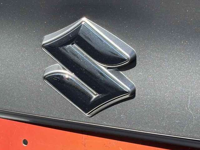 Suzuki Ignis 10