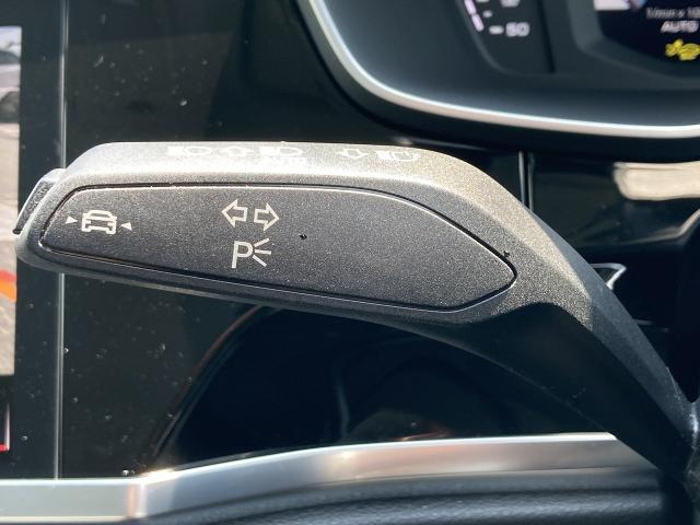 Audi Q3 8