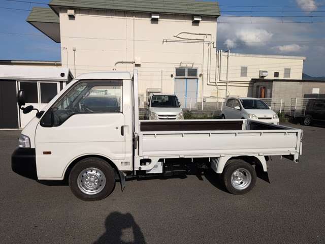 Mazda Bongo Truck 11