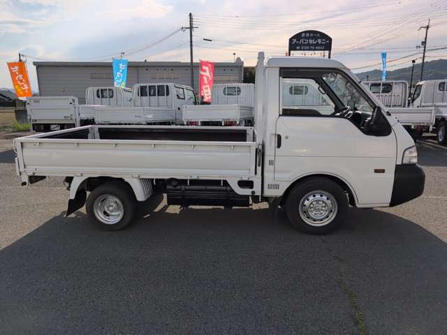 Mazda Bongo Truck 8