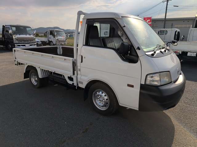 Mazda Bongo Truck 9
