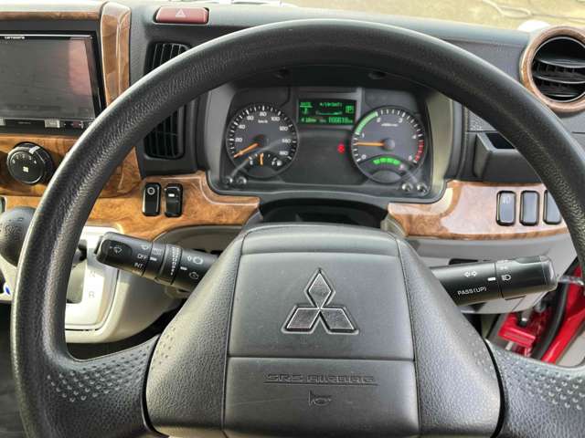 Mitsubishi Fuso Canter 11