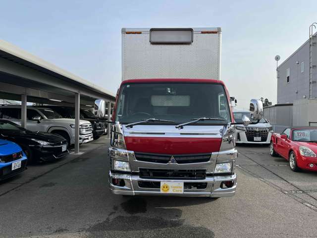 Mitsubishi Fuso Canter 2