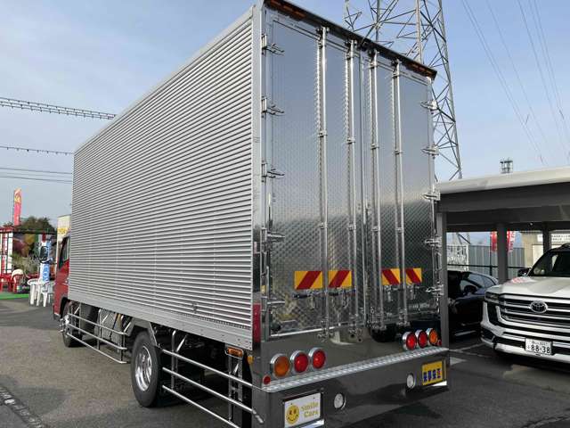 Mitsubishi Fuso Canter 5