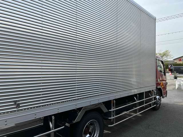 Mitsubishi Fuso Canter 8