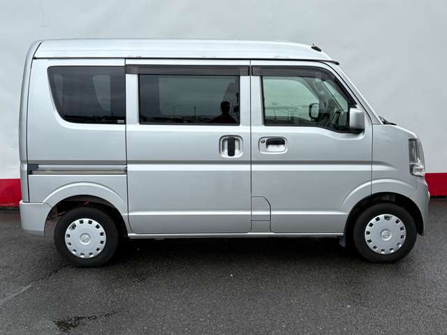 Nissan NV100 Clipper 9