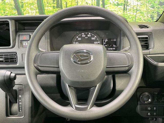 Daihatsu Hijet Deck Van 11
