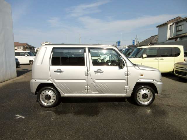 Daihatsu ネイキッド 9