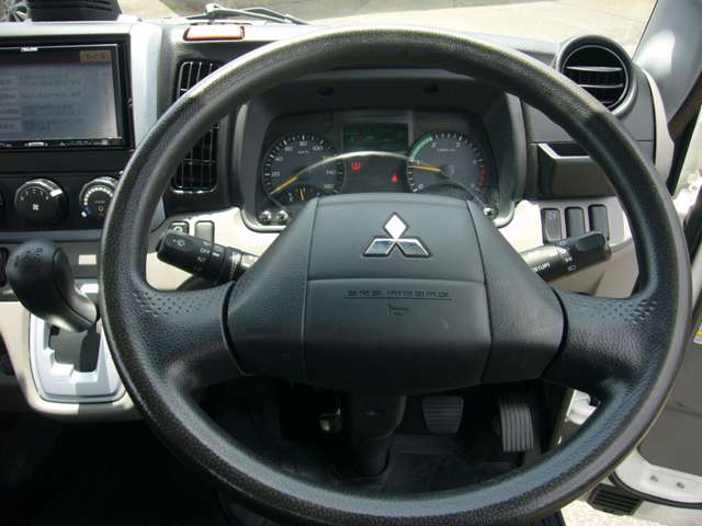 Mitsubishi Fuso Canter 11