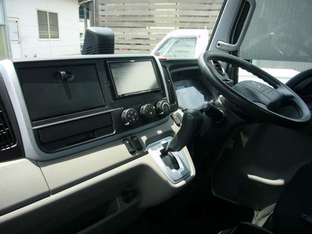 Mitsubishi Fuso Canter 3