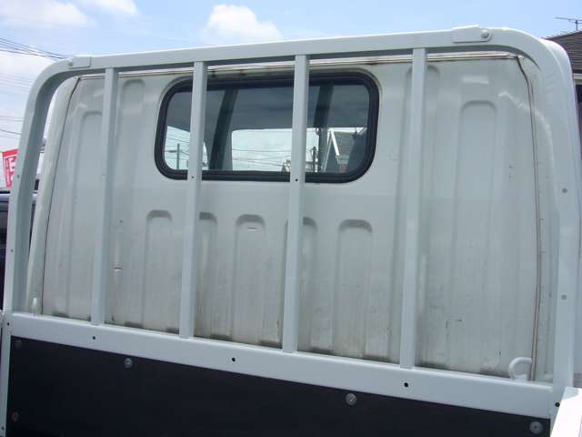 Mitsubishi Fuso Canter 8