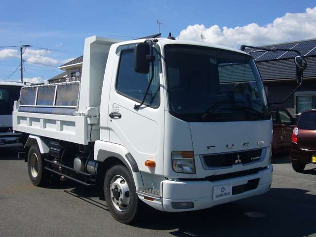 Mitsubishi Fuso Fighter 9