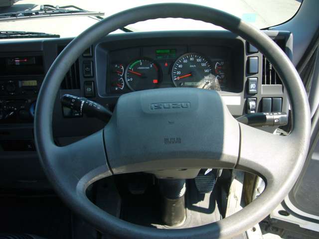 Isuzu Forward 11