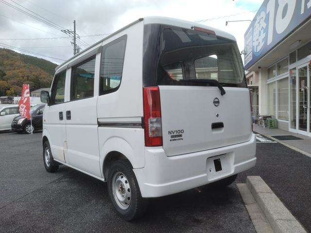 Nissan NV100 Clipper 11