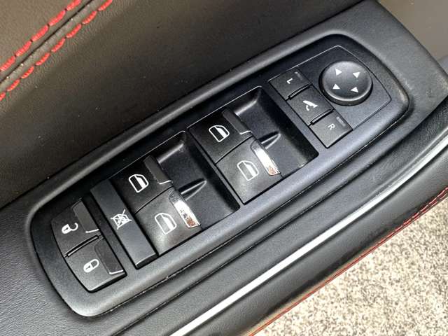 Maserati Levante 10