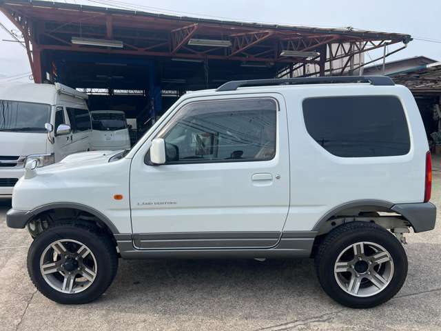 Suzuki Jimny 3