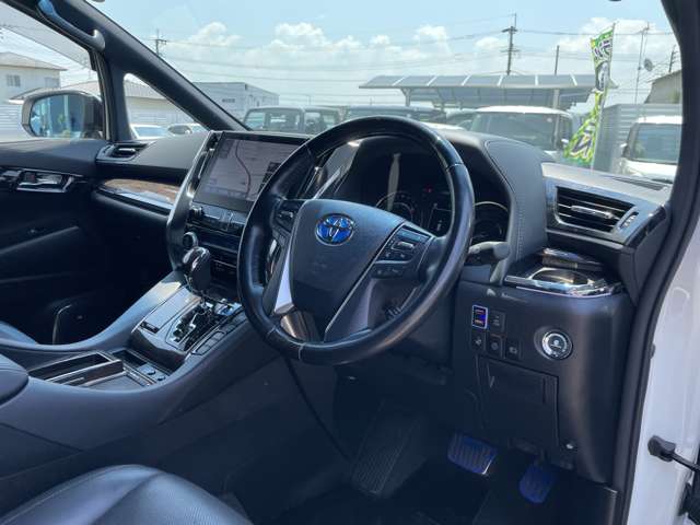 Toyota Alphard 7